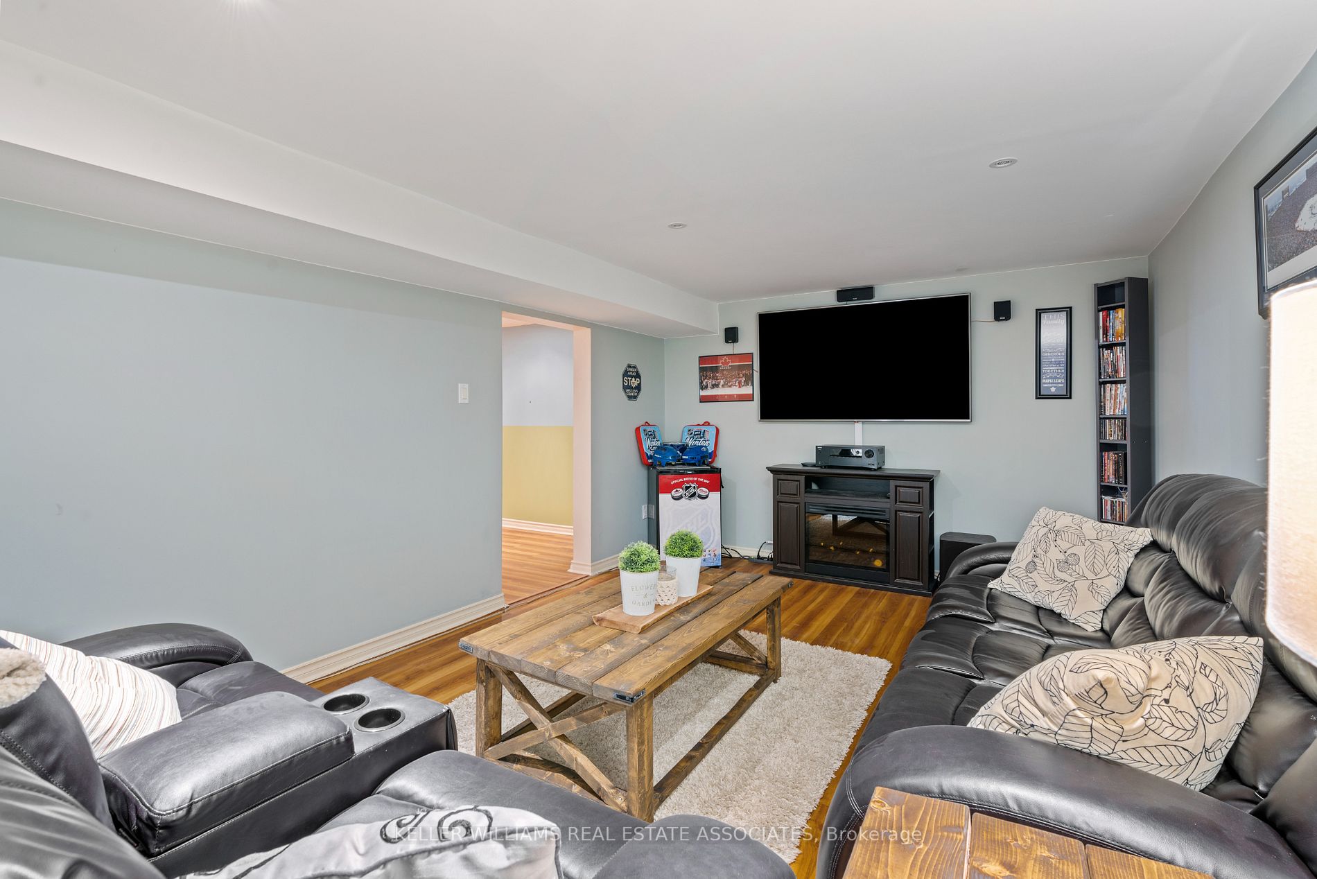 26 Calmon Dr