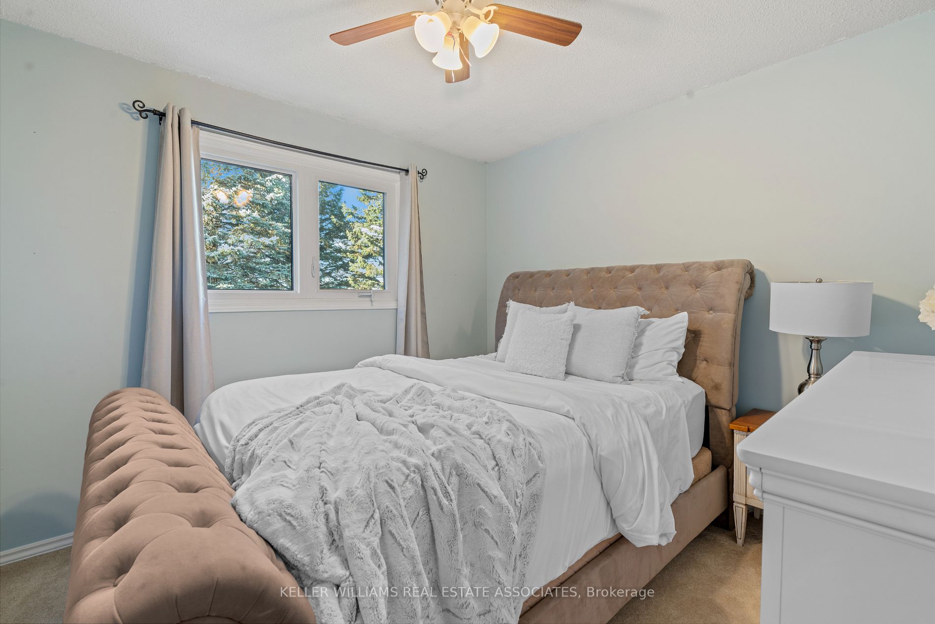 26 Calmon Dr
