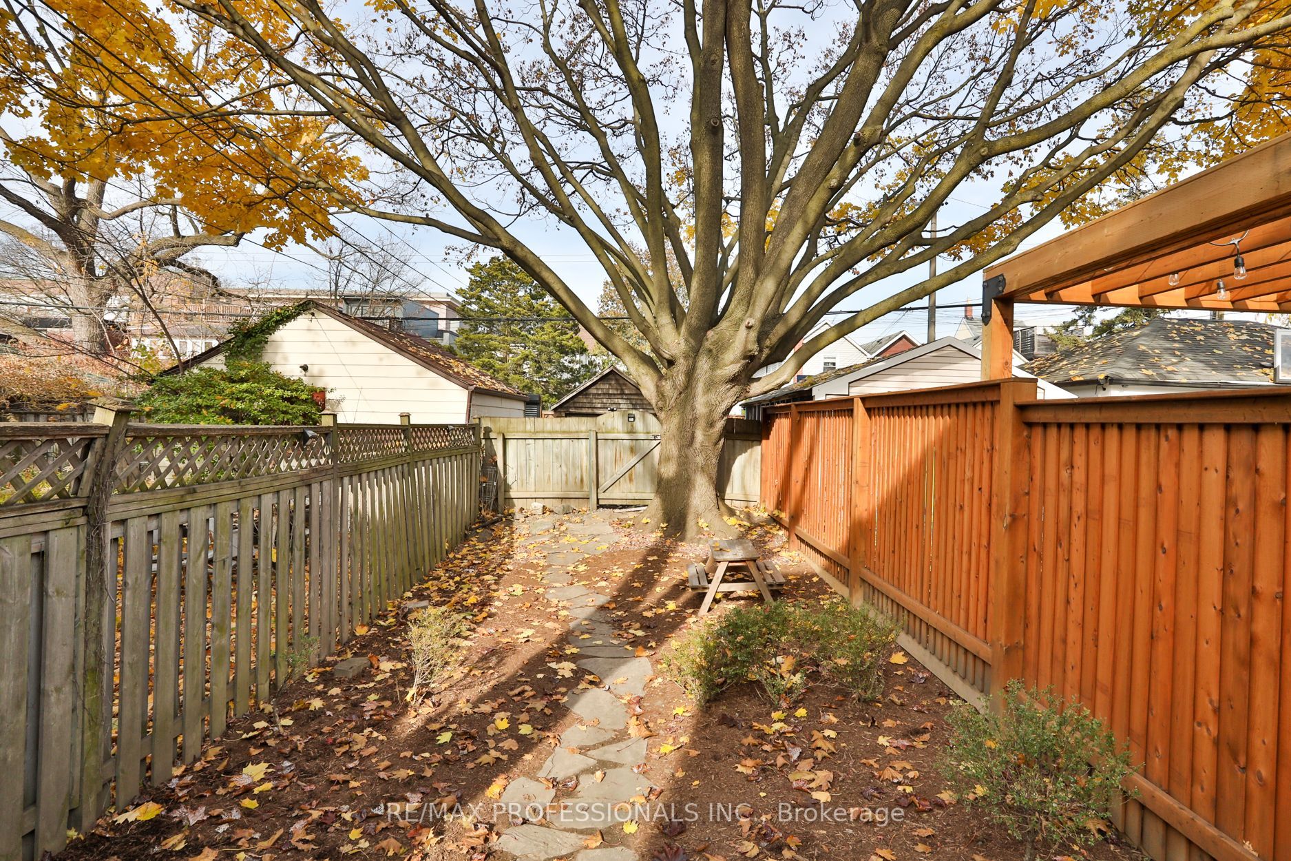 114 Garden Ave
