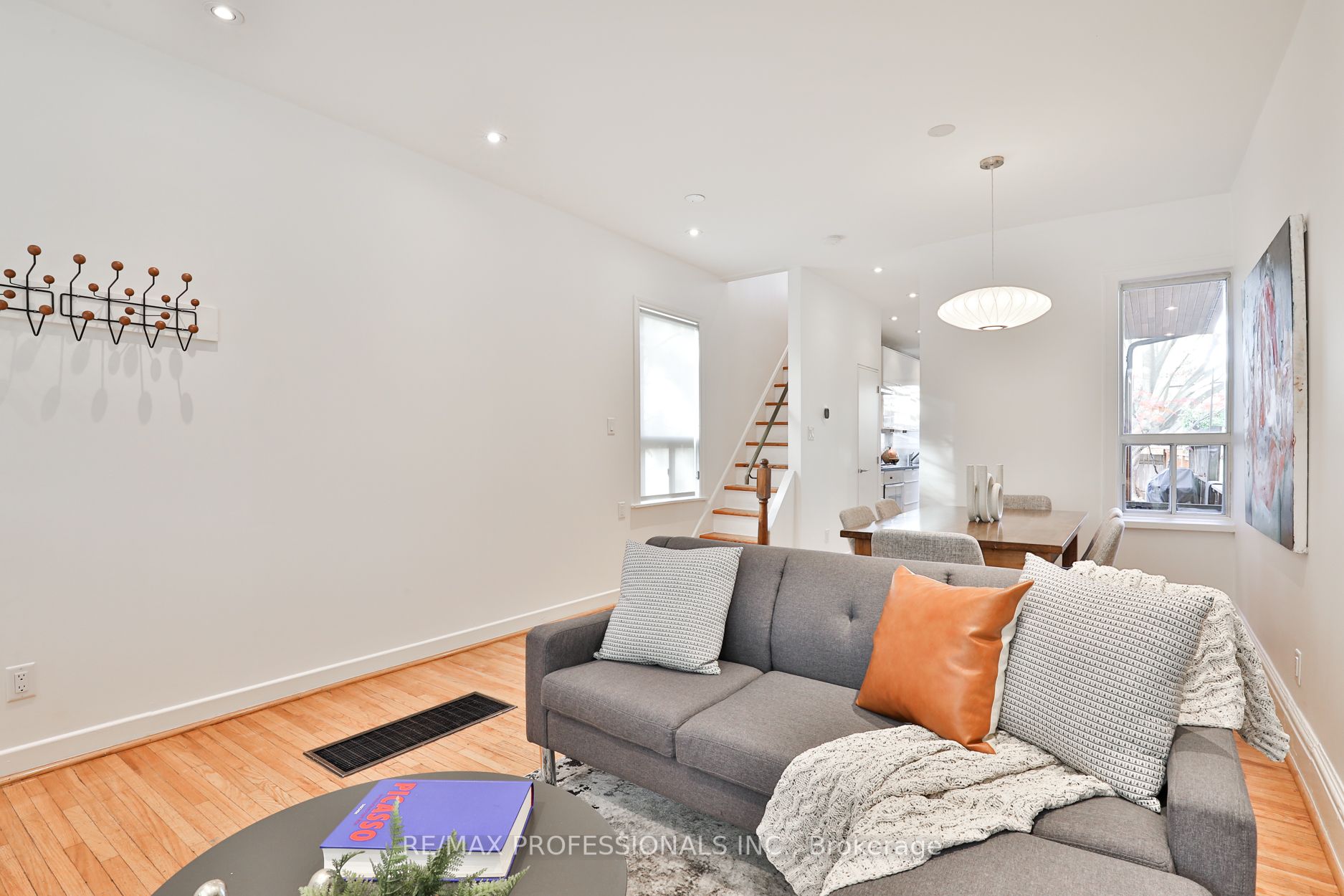 114 Garden Ave