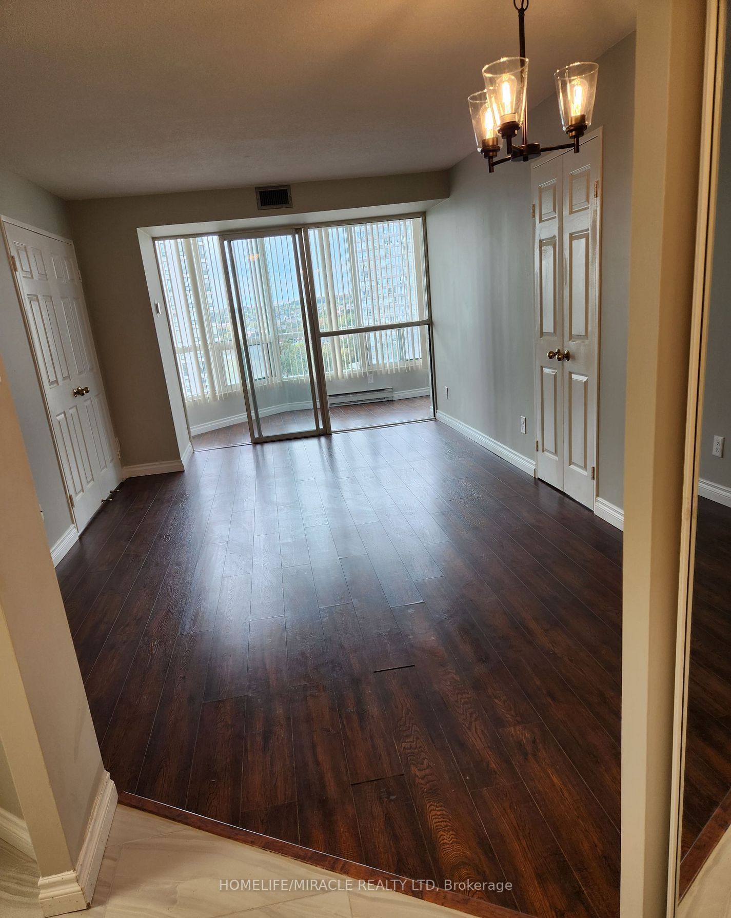4450 Tucana Crt, #907