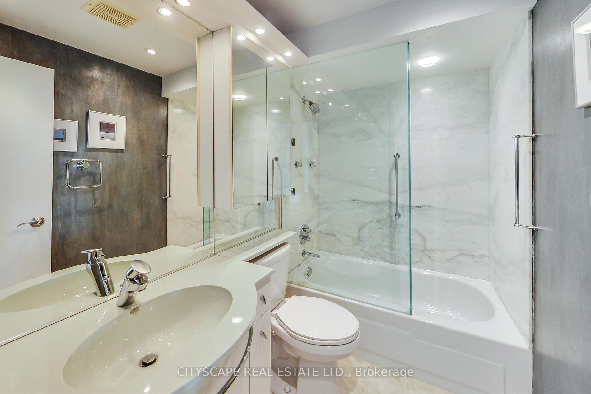2045 Lake Shore Blvd W, #3601