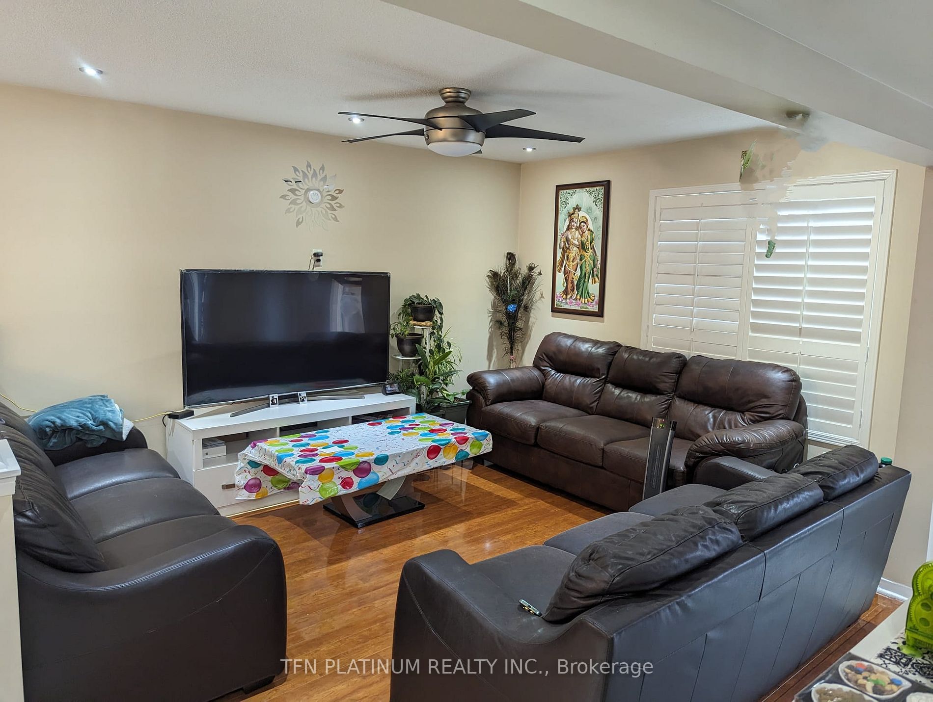 81 Hollingsworth Circ
