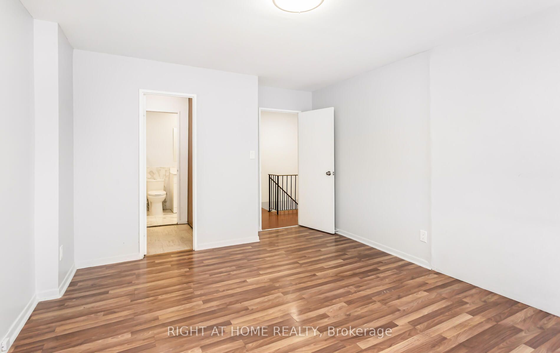 3025 The Credit Woodlands Dr, #355
