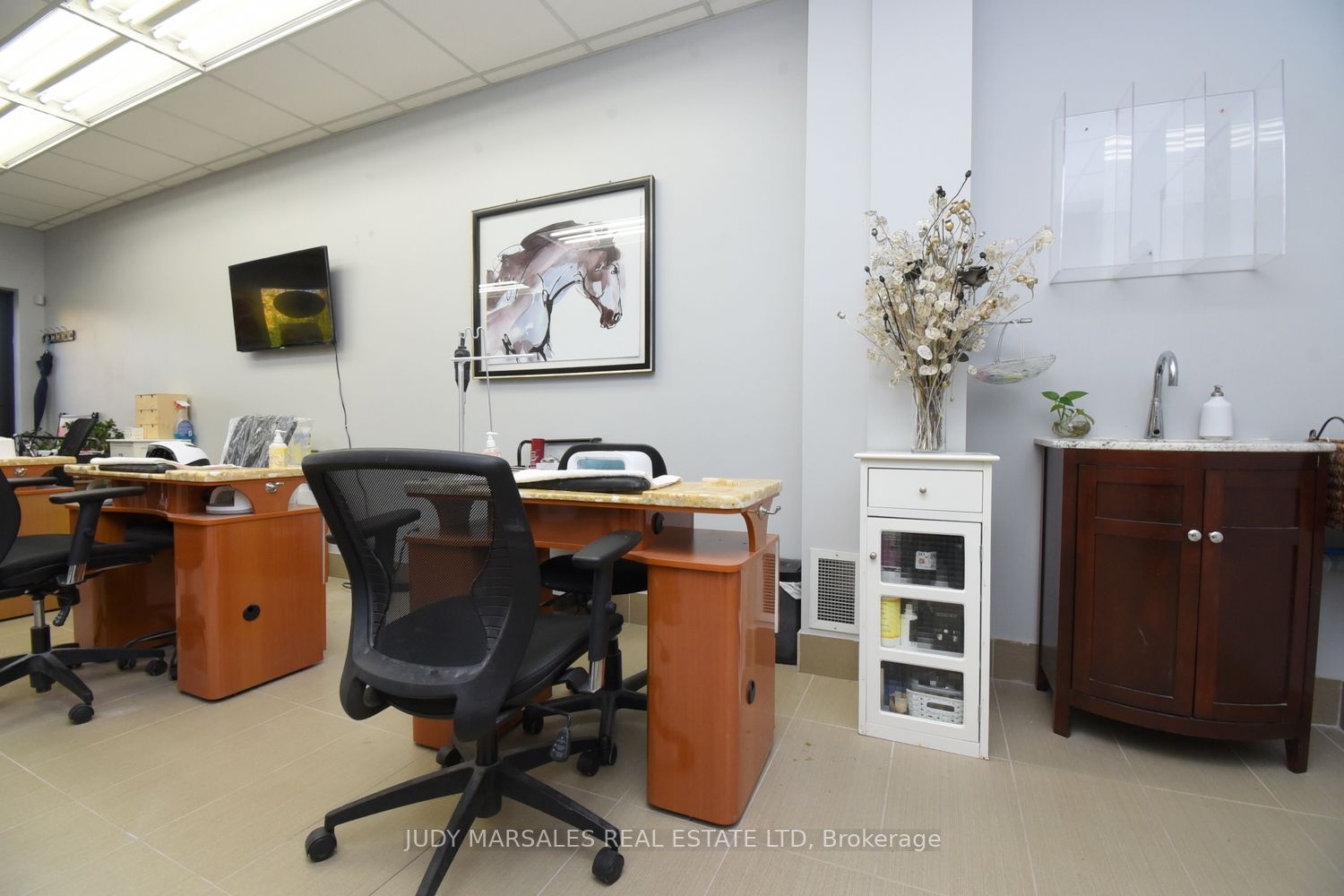 920 Brant St, #2