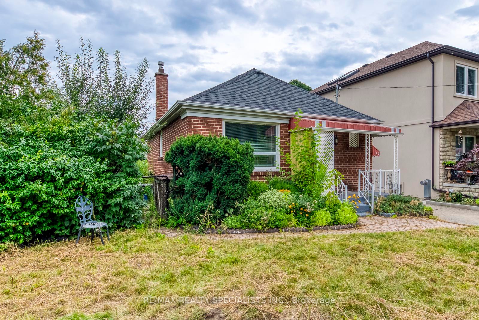 59 Aldgate Ave