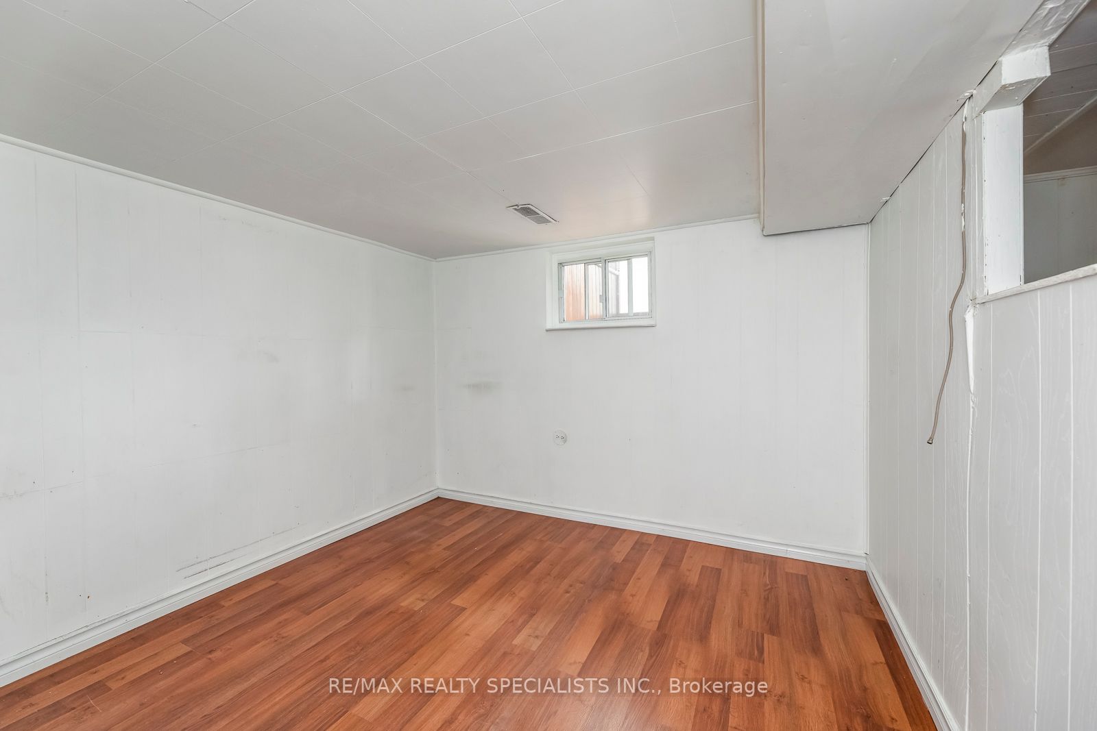 59 Aldgate Ave