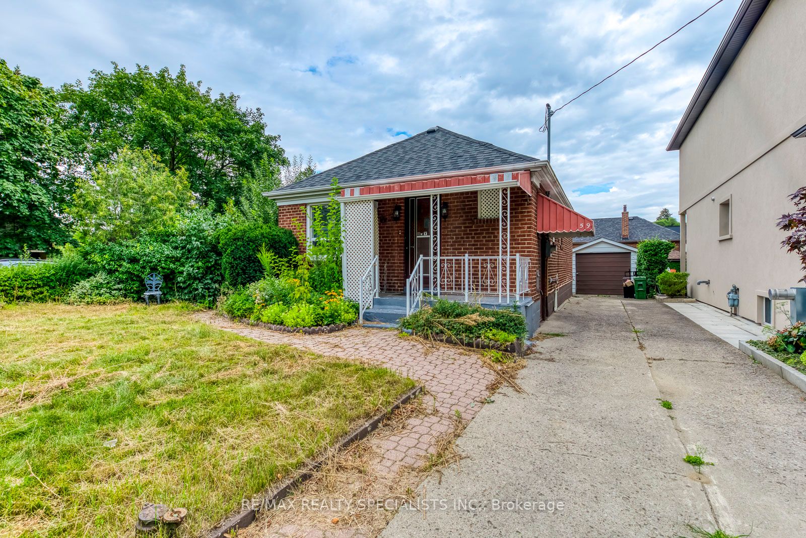 59 Aldgate Ave