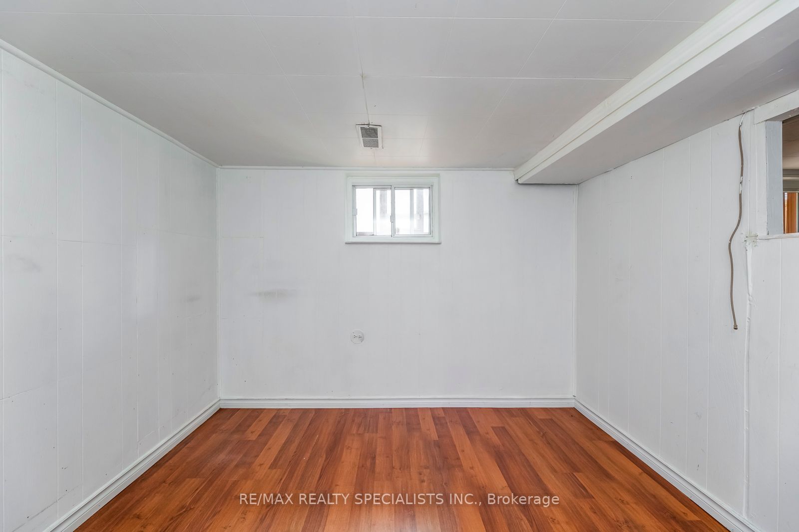 59 Aldgate Ave