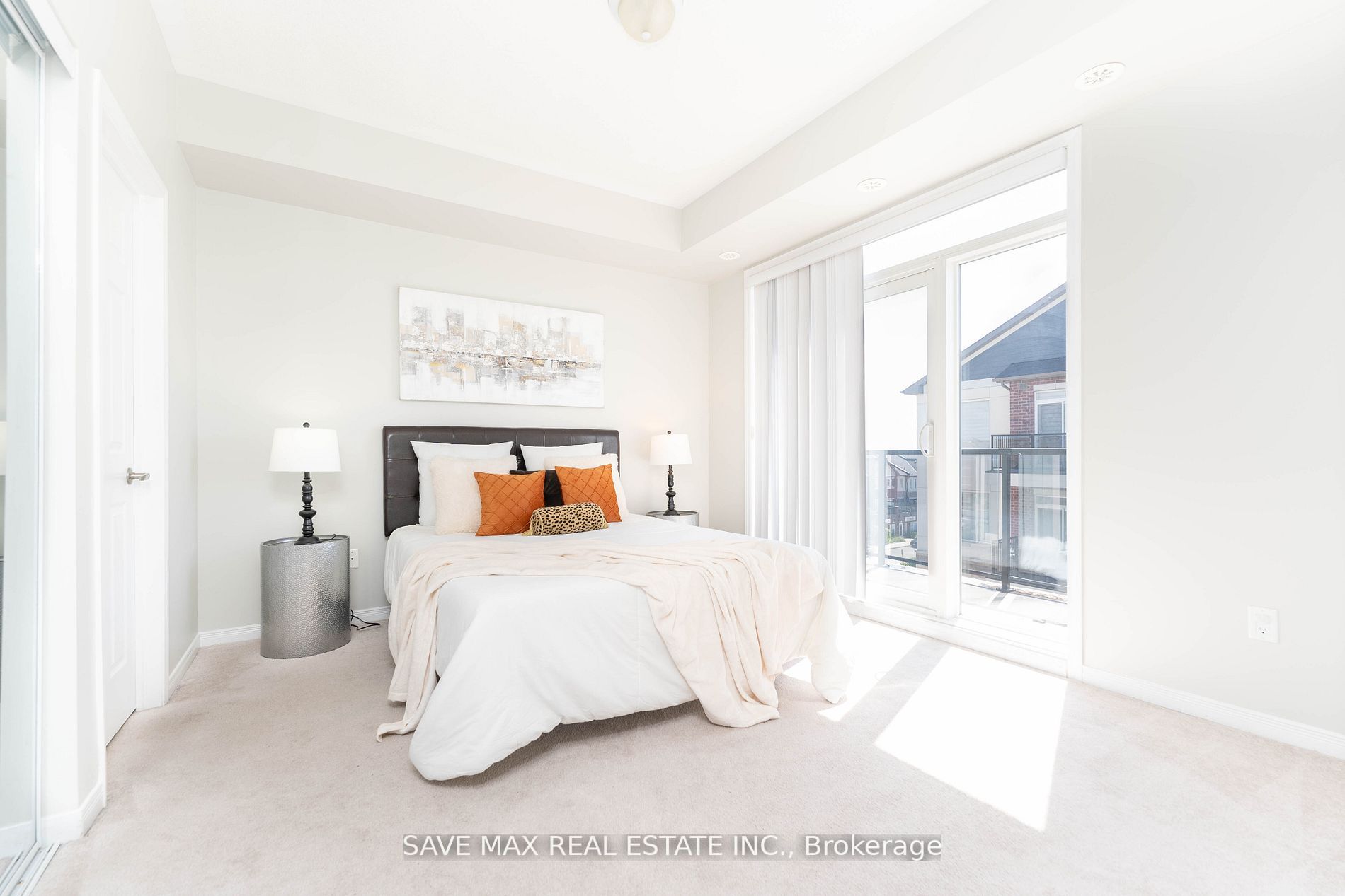54 Sky Harbour Dr, #404