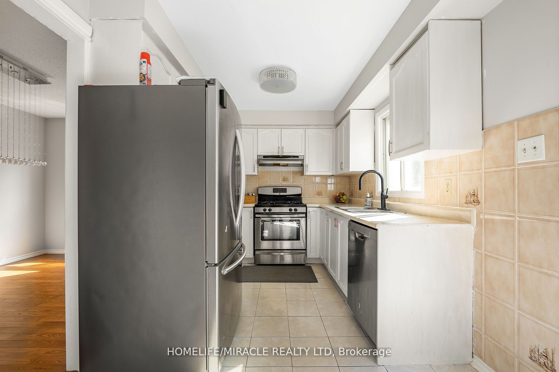 229 Vodden St W