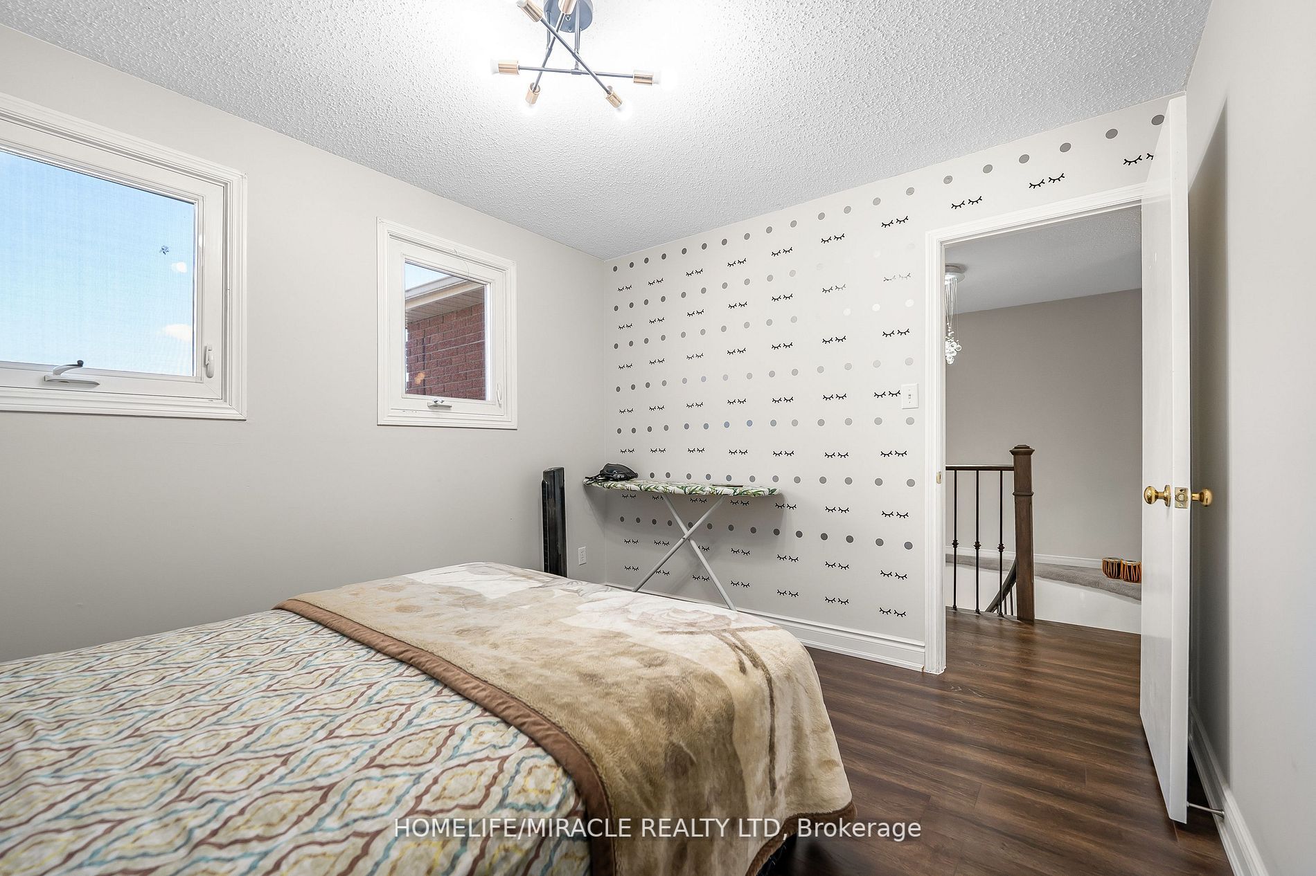 229 Vodden St W