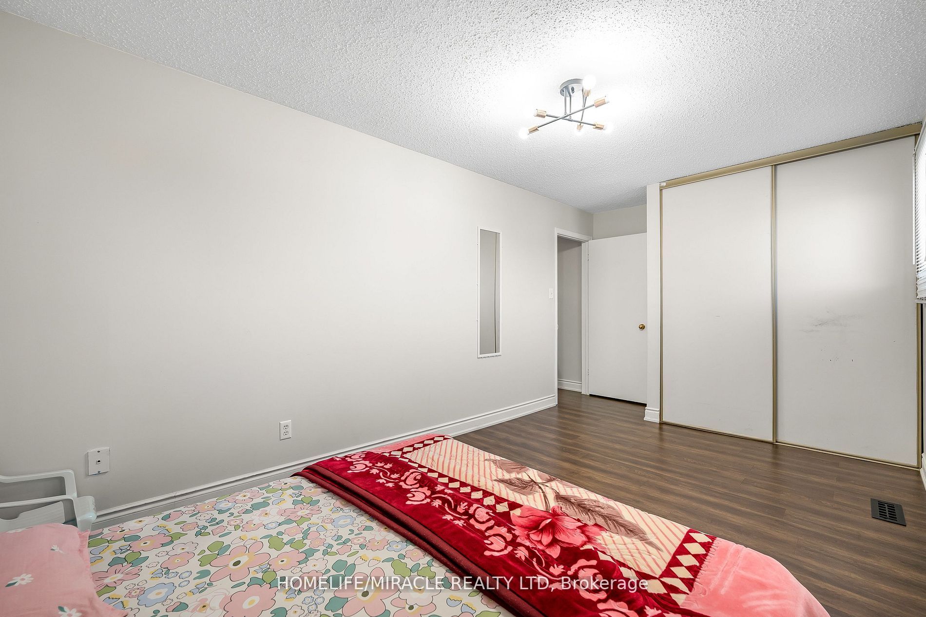 229 Vodden St W