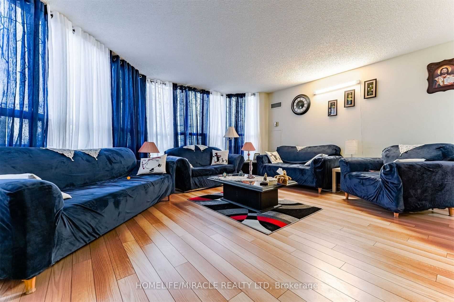 250 Webb Dr, #318