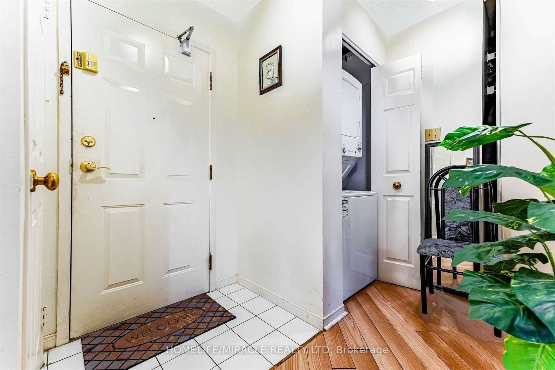 250 Webb Dr, #318