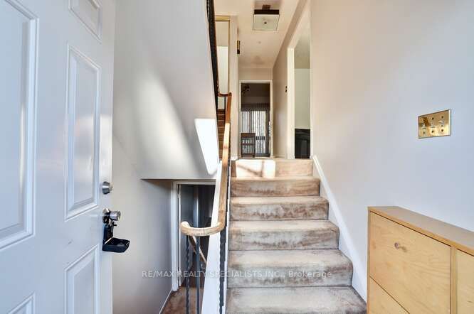 3025 Cedarglen Gate, #85