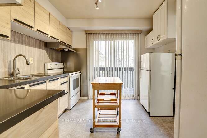 3025 Cedarglen Gate, #85