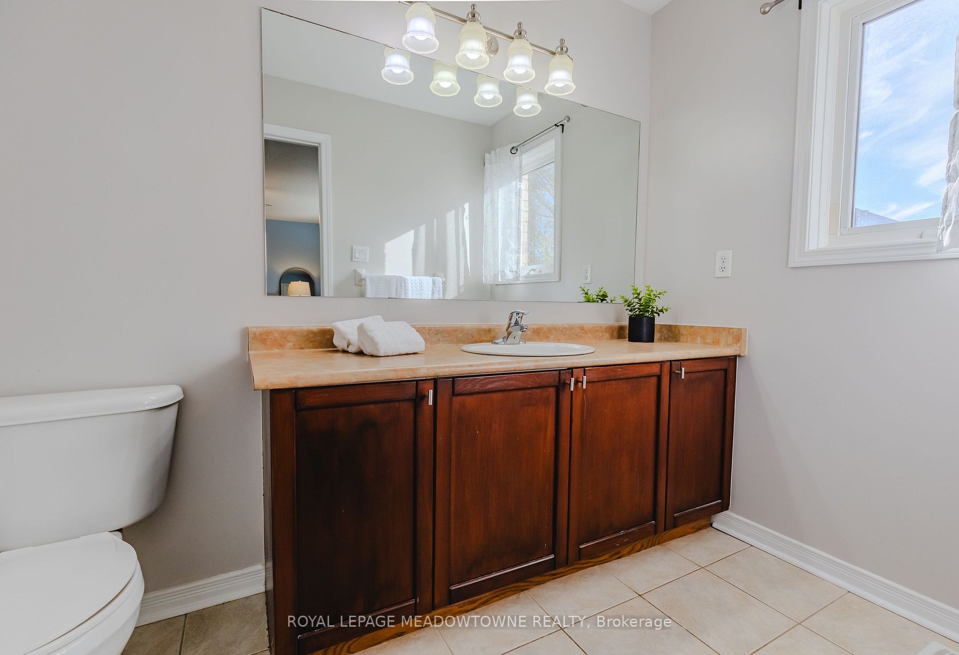 256 Fasken Crt