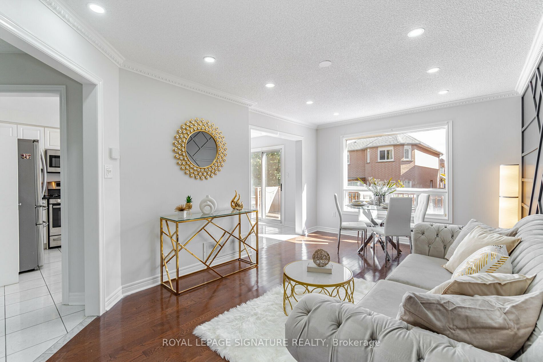 3726 Althorpe Circ E