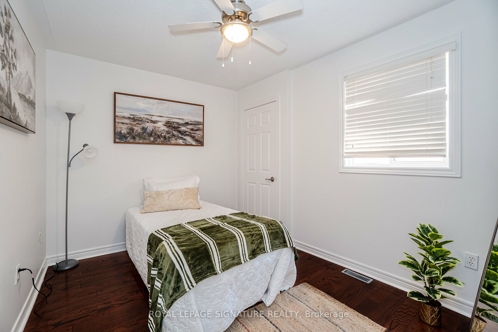 3726 Althorpe Circ E