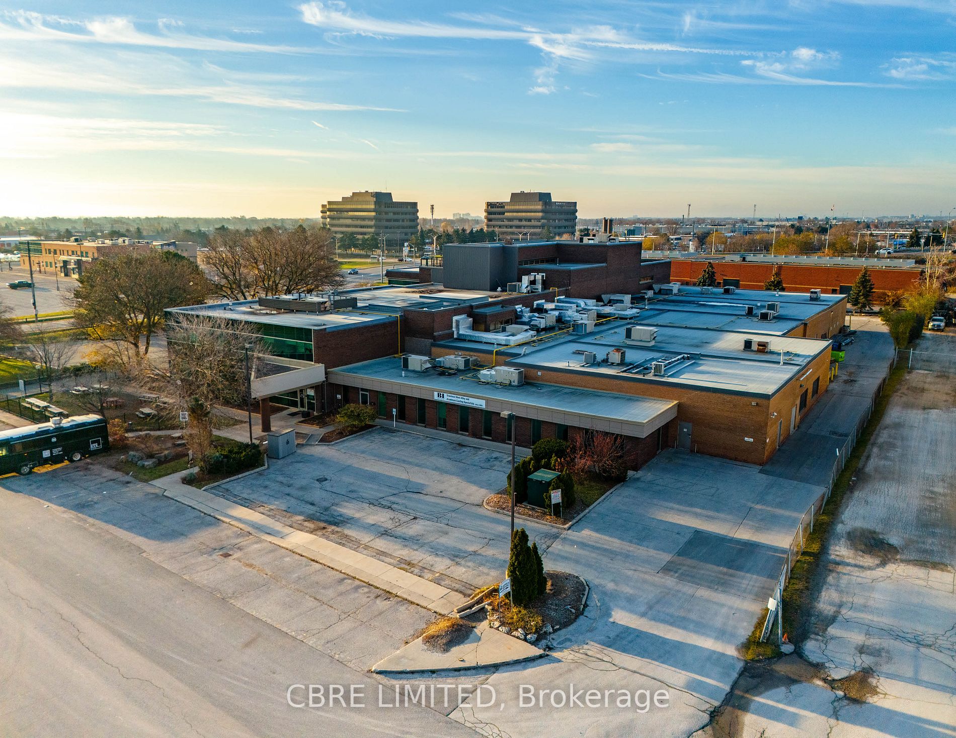 874 Sinclair Rd, #200-203