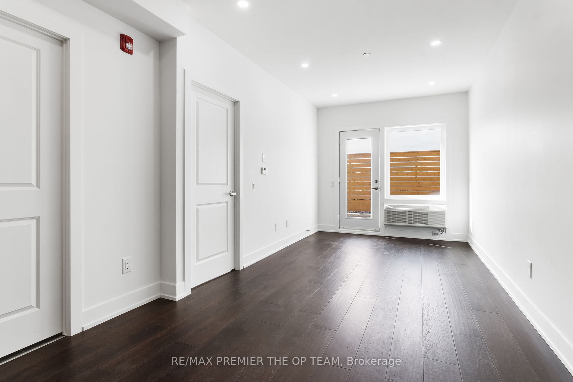 310 Broadway Ave, #106