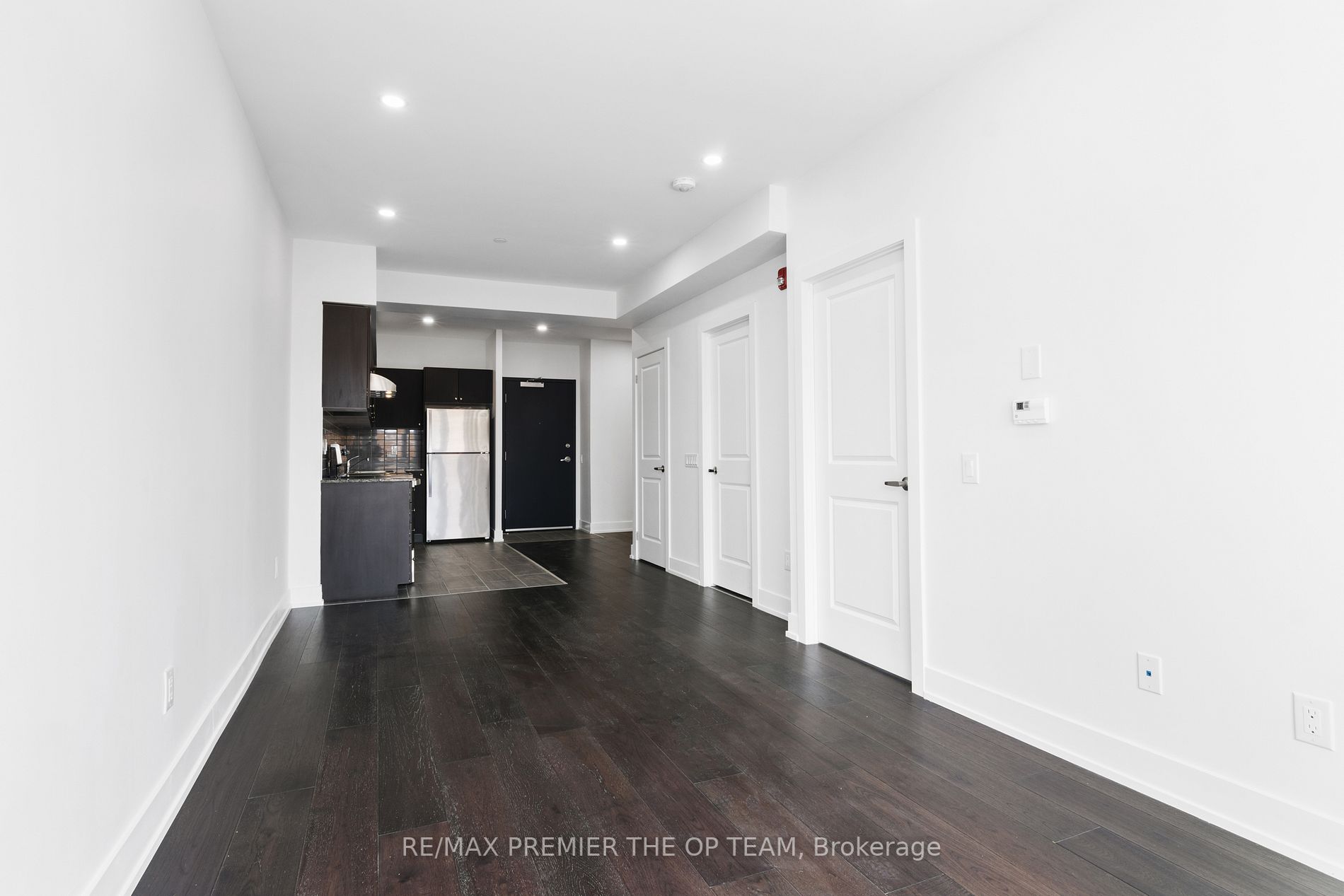 310 Broadway Ave, #106