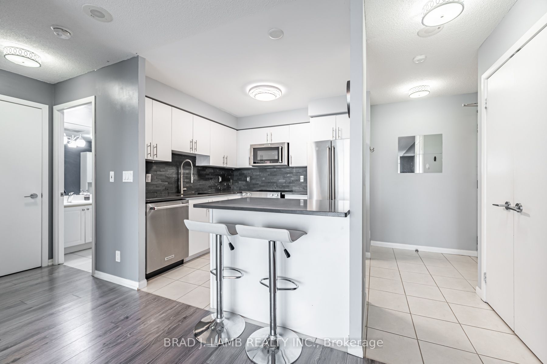 185 Legion Rd N, #1217