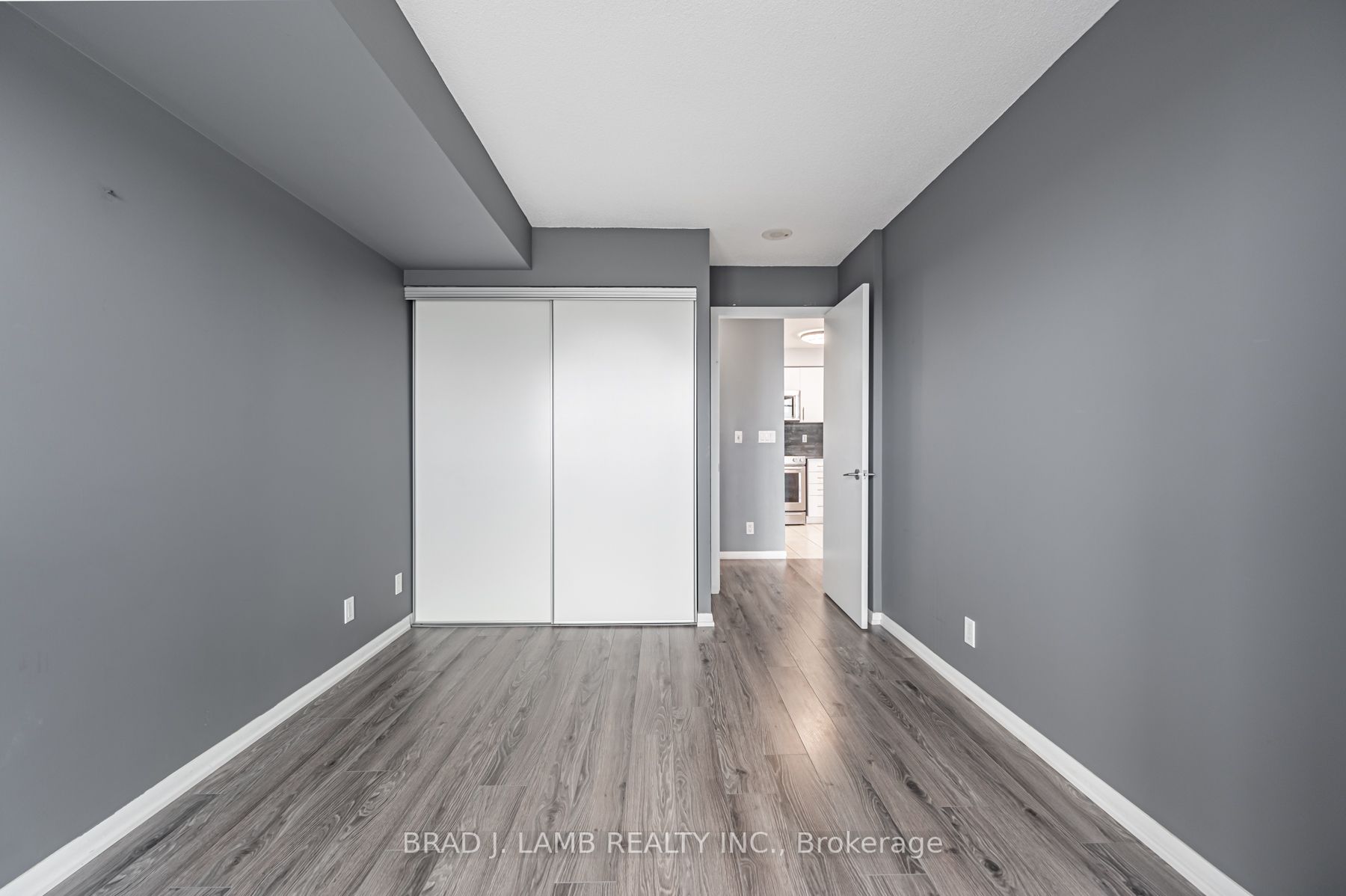 185 Legion Rd N, #1217