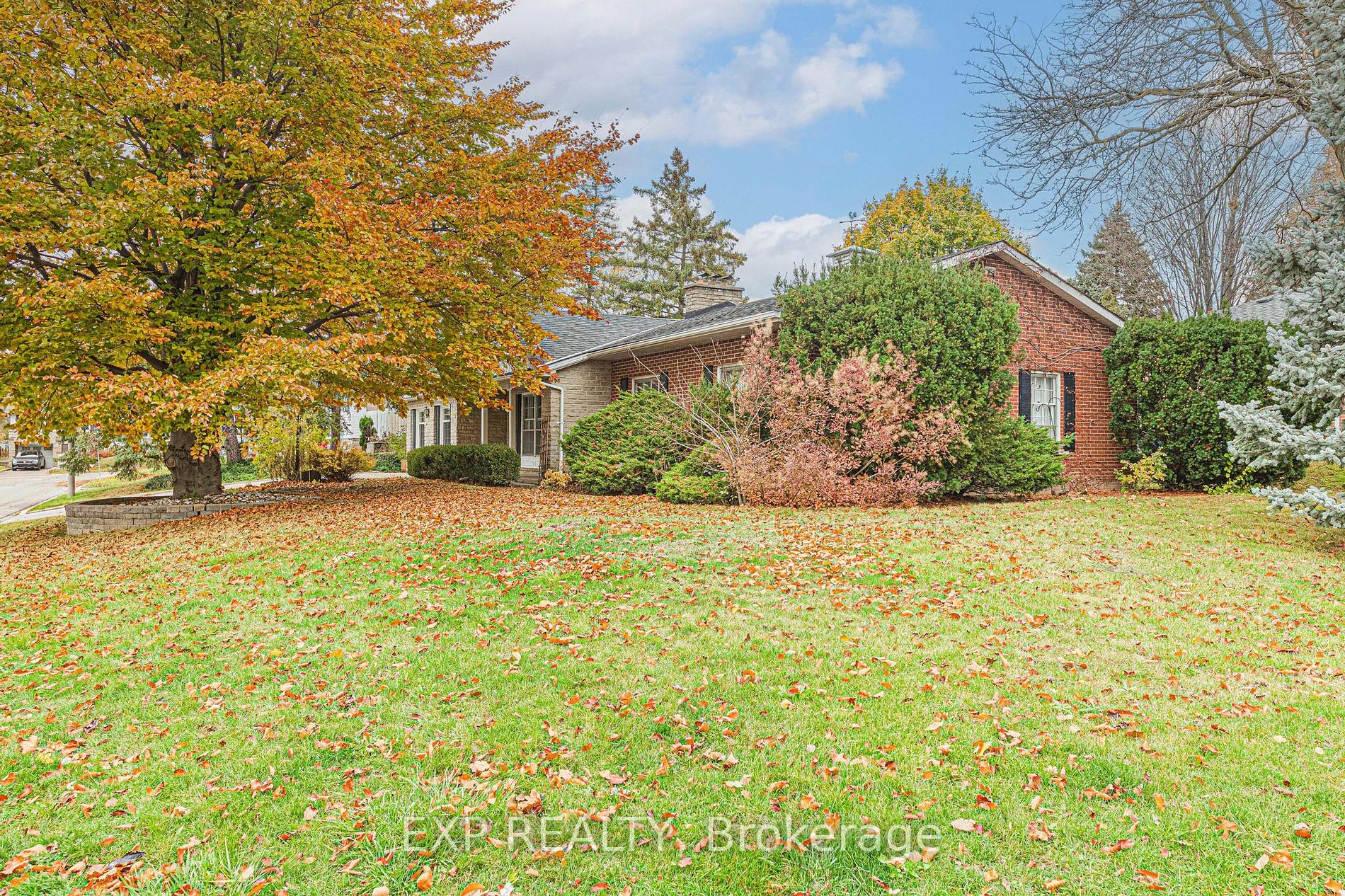 4 Alderway Ave