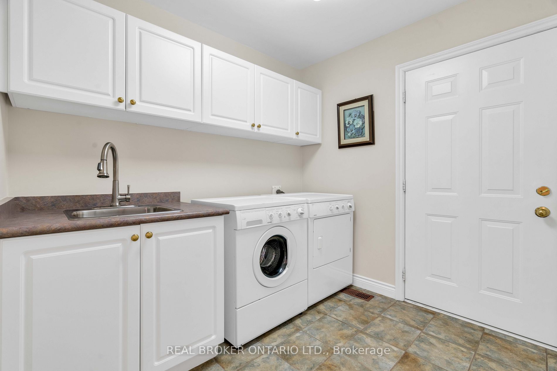 39 Woodvale Crt