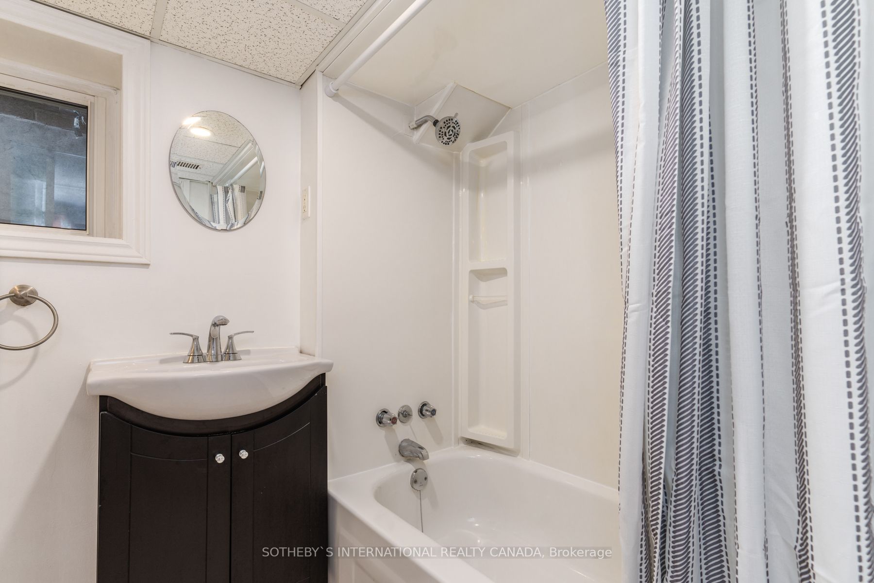 15 Indian Rd Cres, #Bsmt