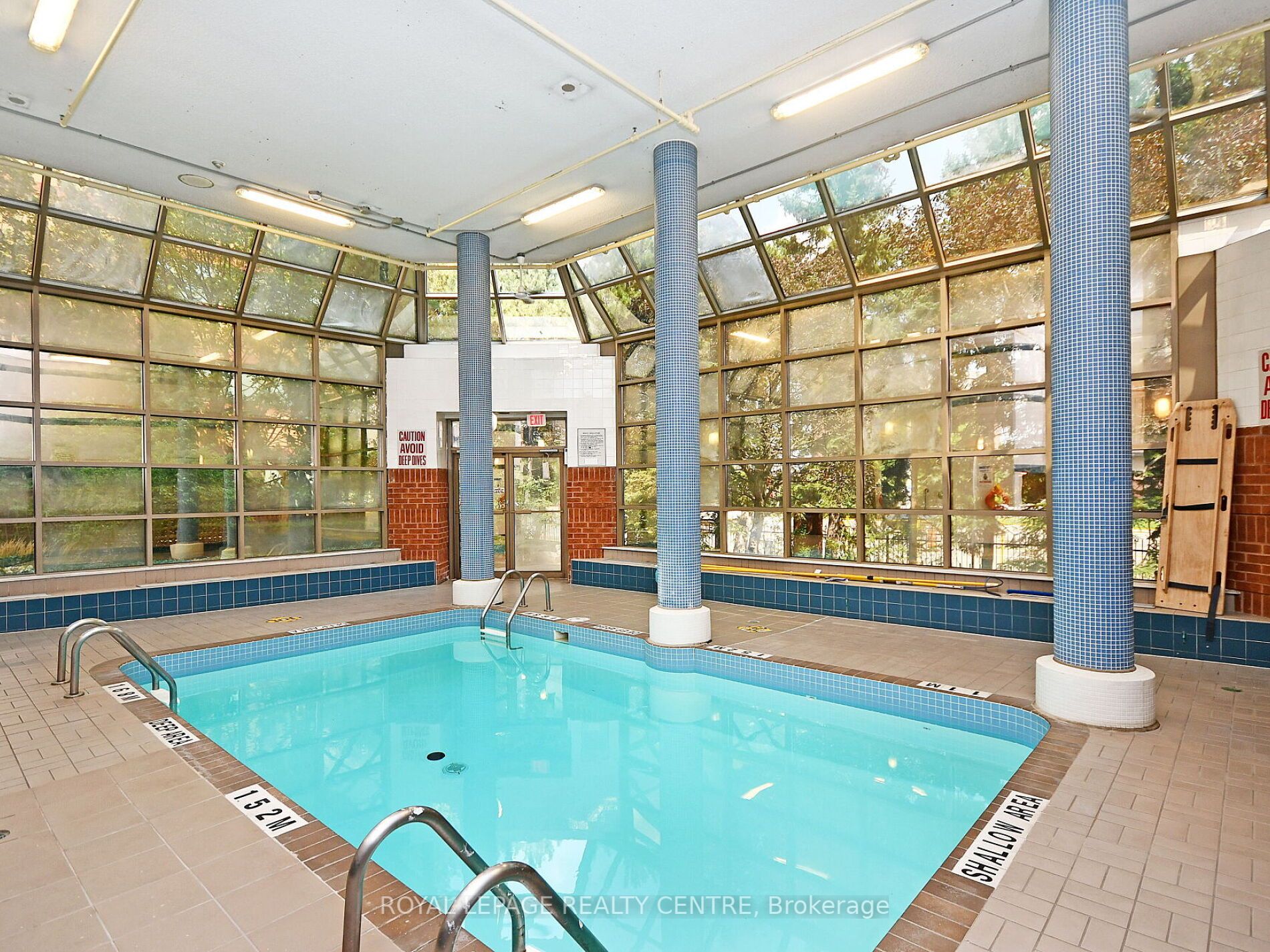 25 Fairview Rd W, #1011
