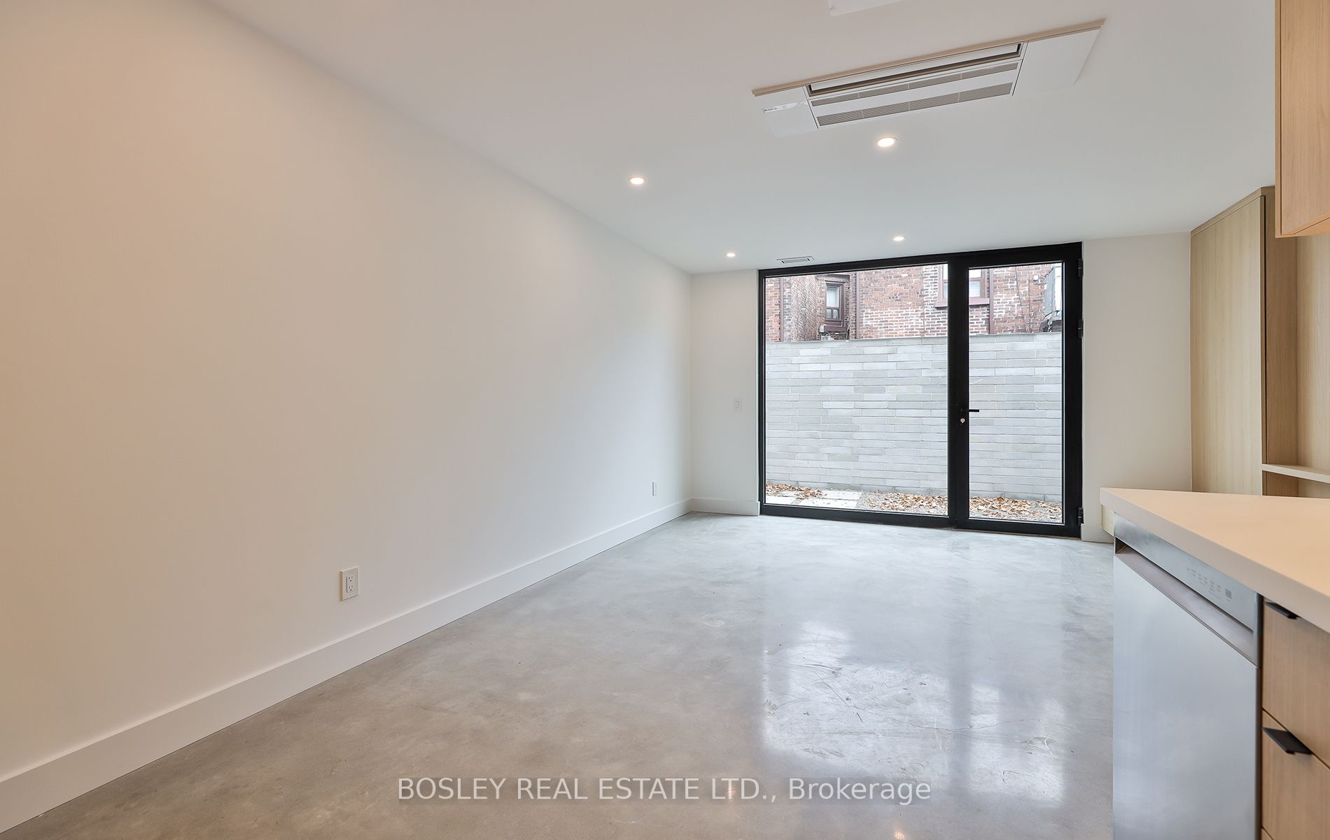 1404 Dufferin St, #Laneway