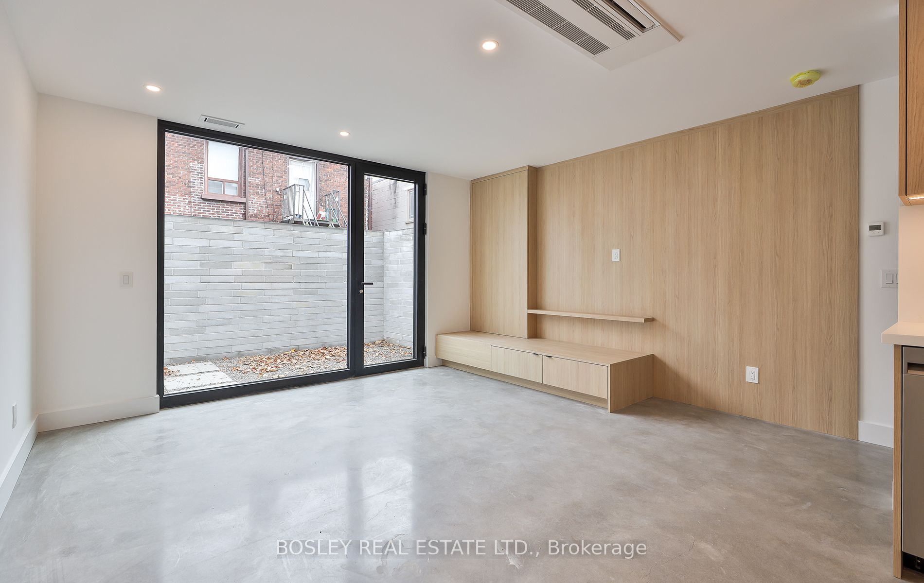 1404 Dufferin St, #Laneway