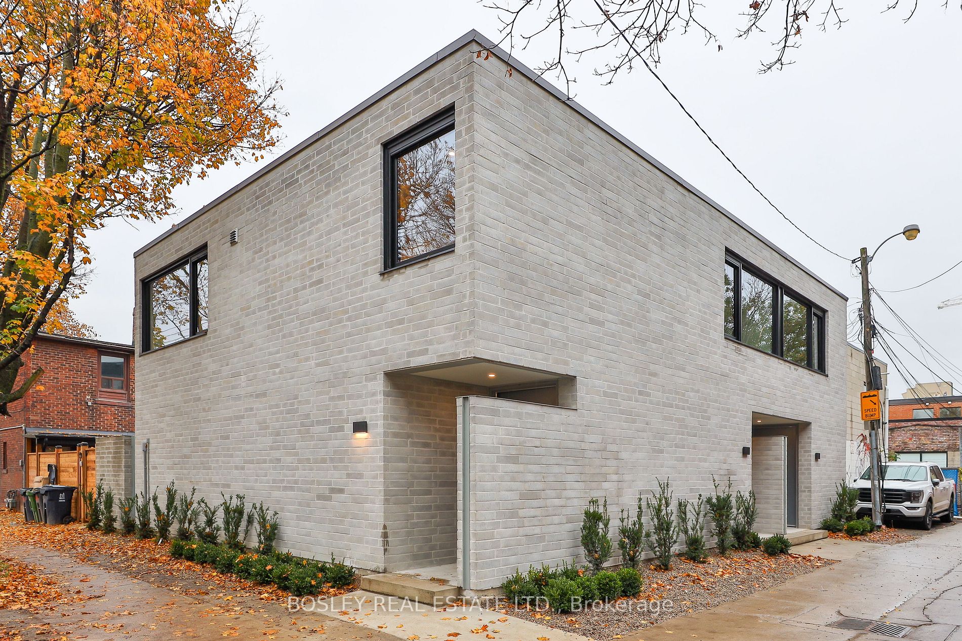 1404 Dufferin St, #Laneway