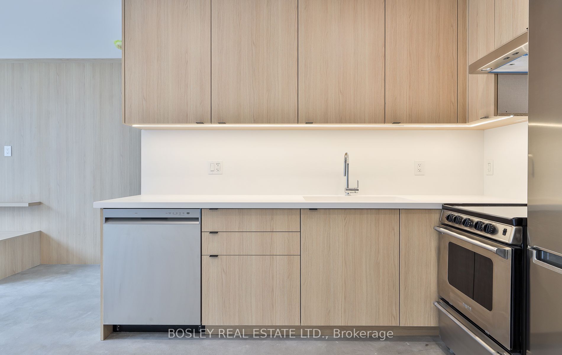 1404 Dufferin St, #Laneway