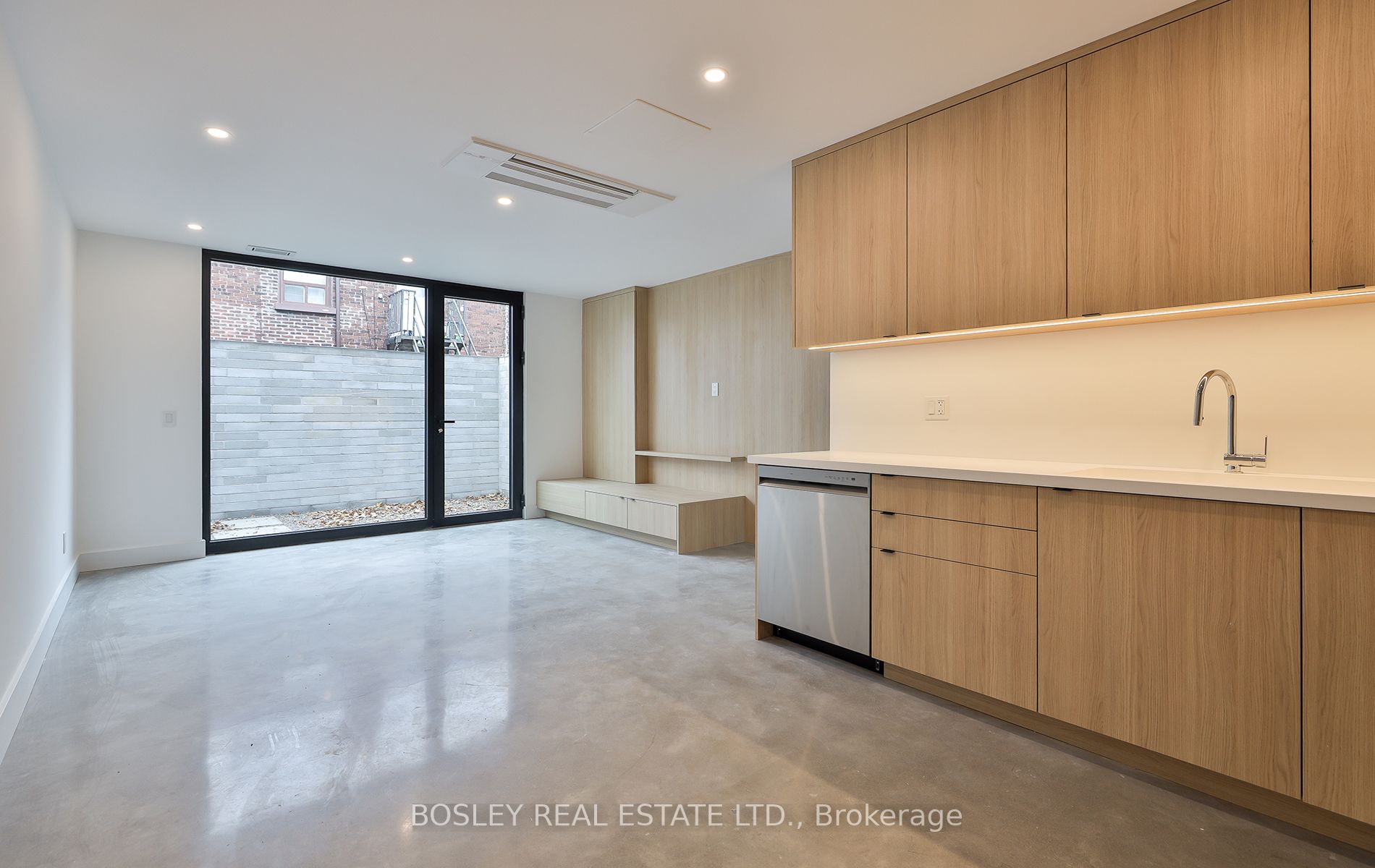 1404 Dufferin St, #Laneway
