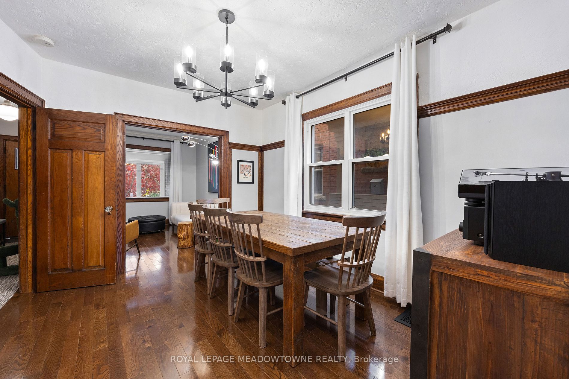 131 Evans Ave