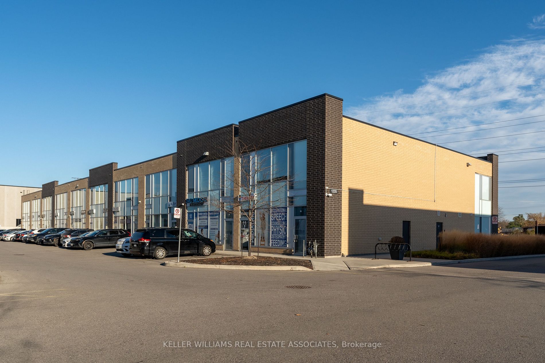 1235 Queensway E, #14