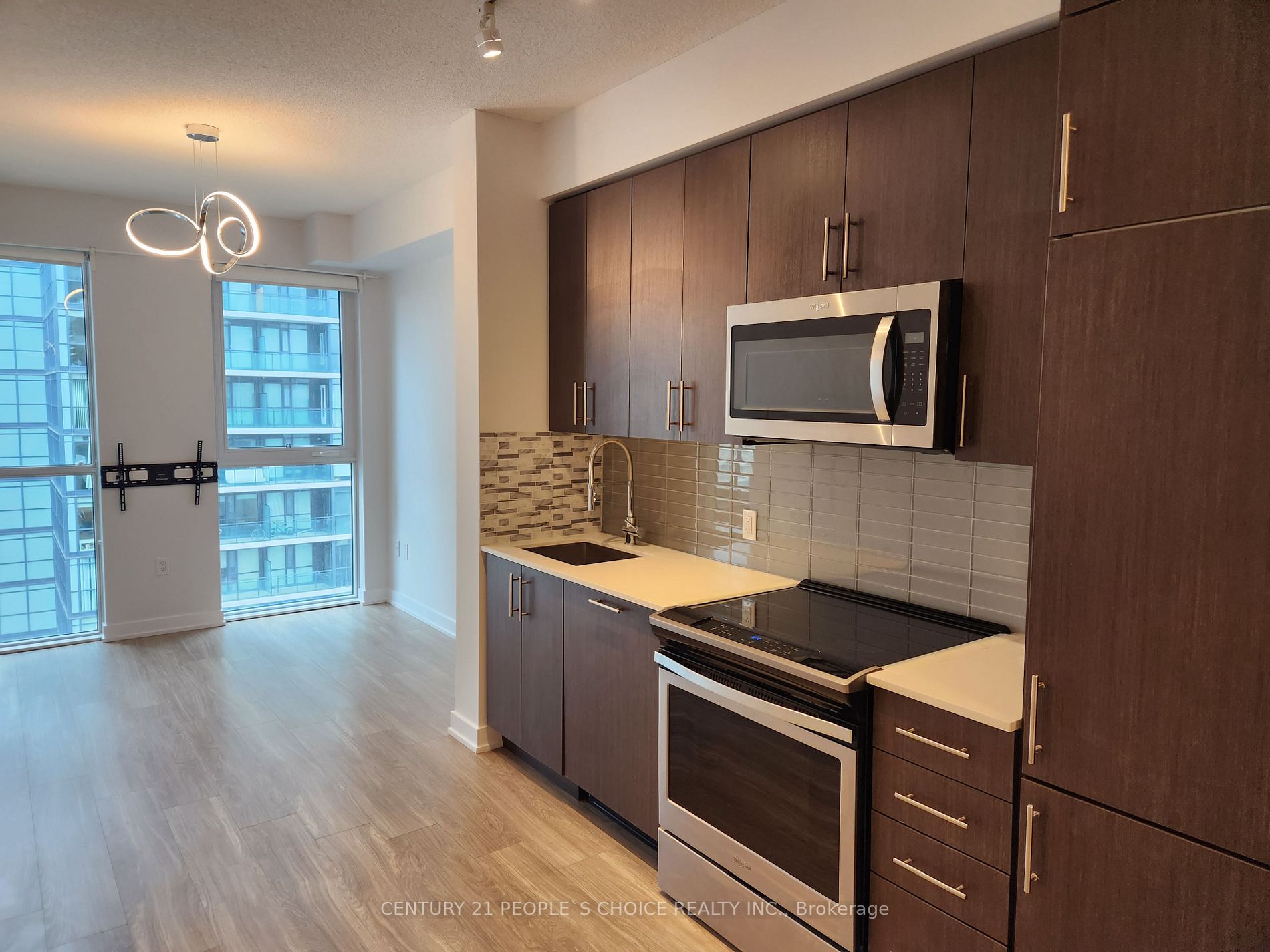 4055 Parkside Village Dr, #2516
