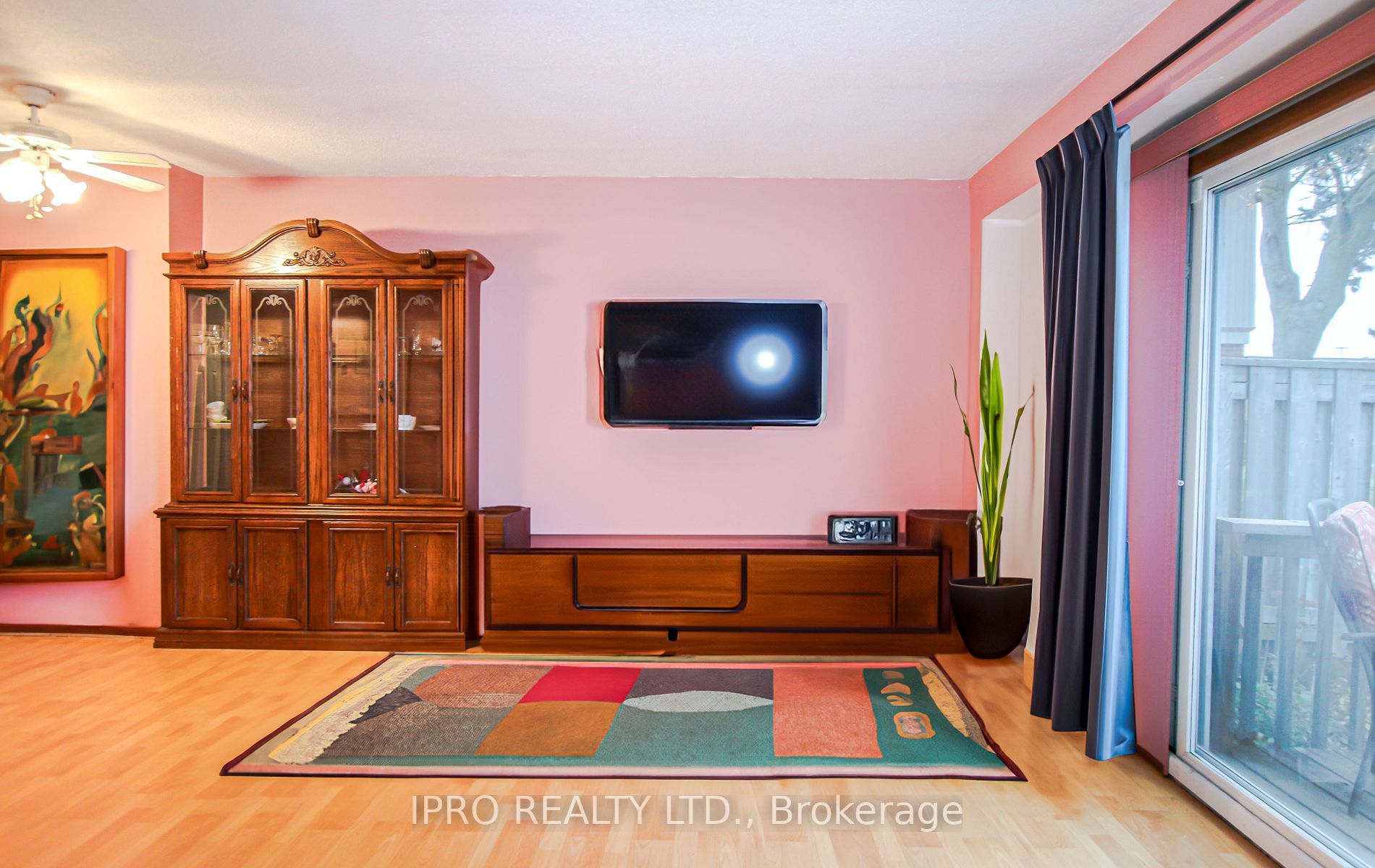 561 Childs Dr, #9
