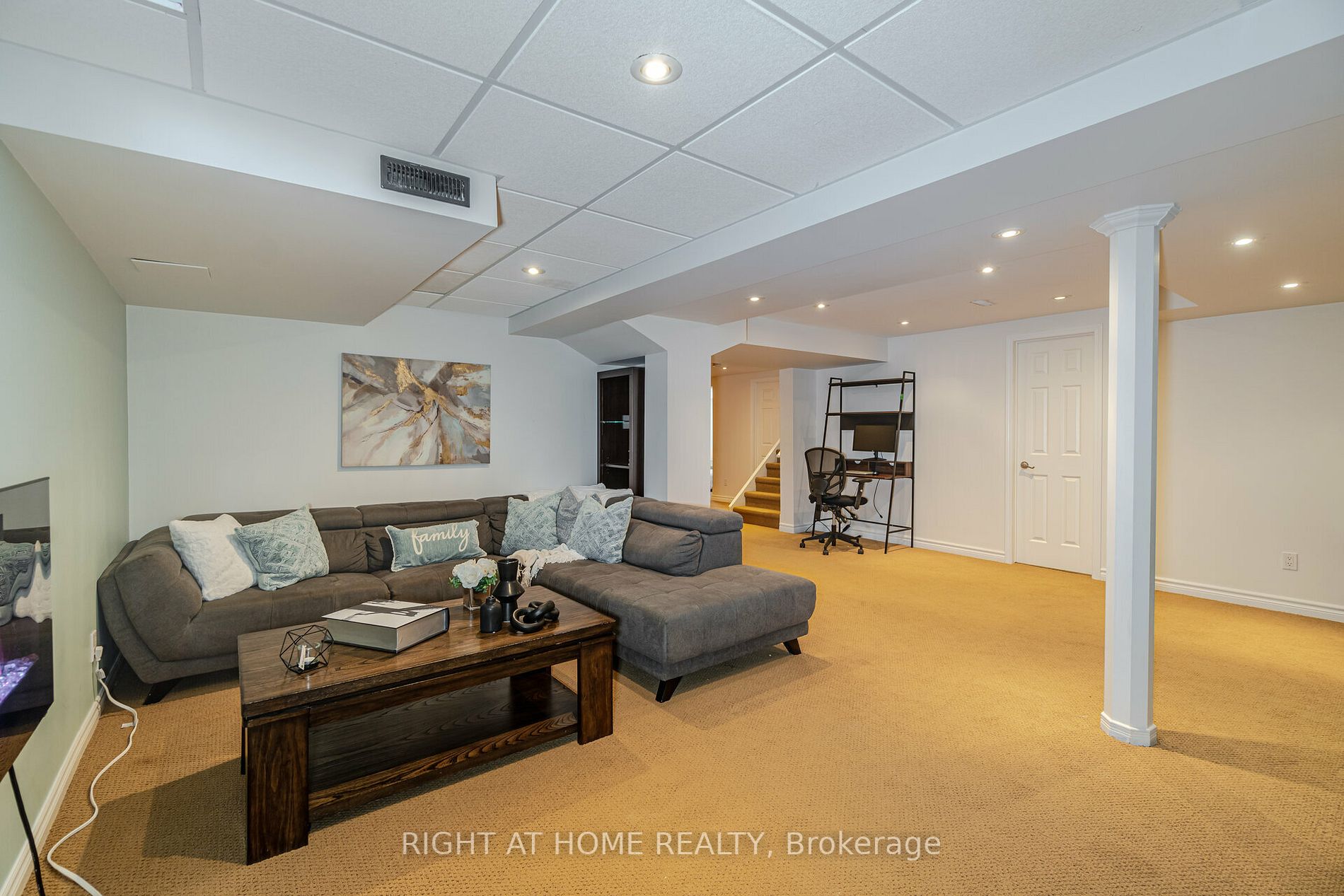 1642 Ramshaw Cres