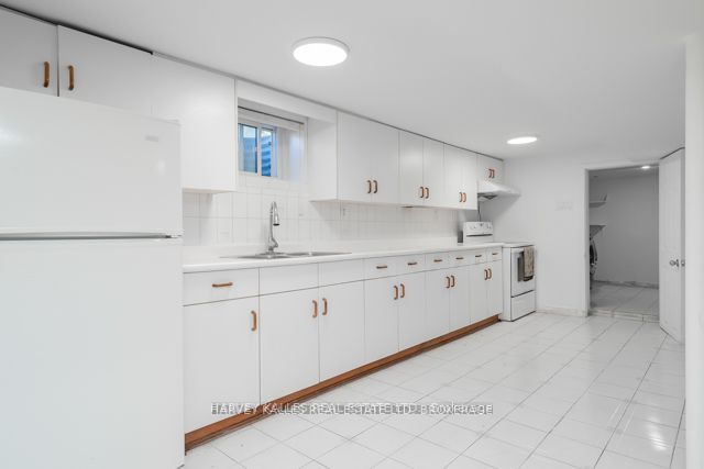 509 Caledonia Rd