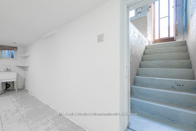 509 Caledonia Rd