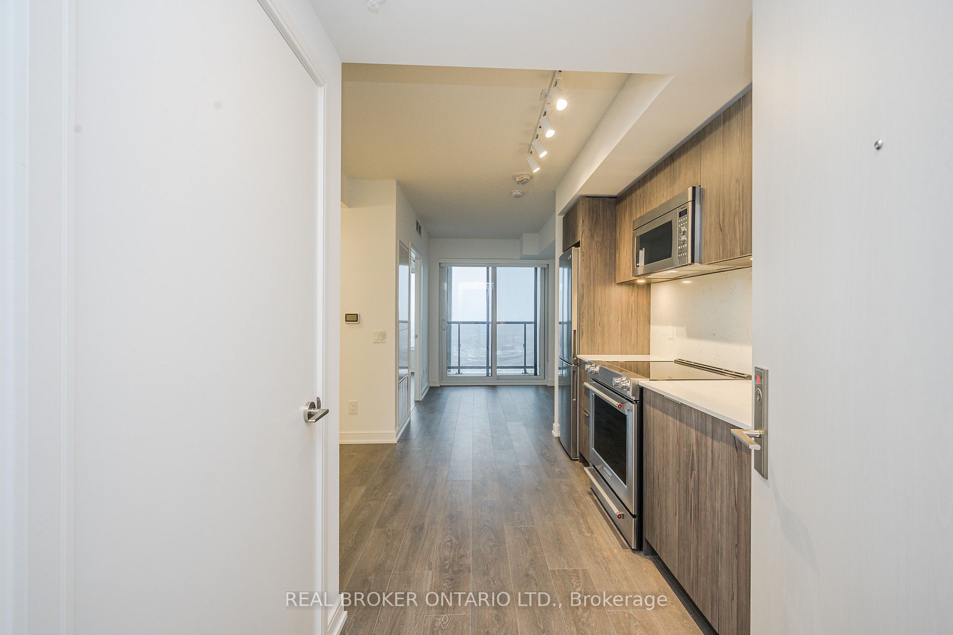 30 Samuel Wood Way, #1709
