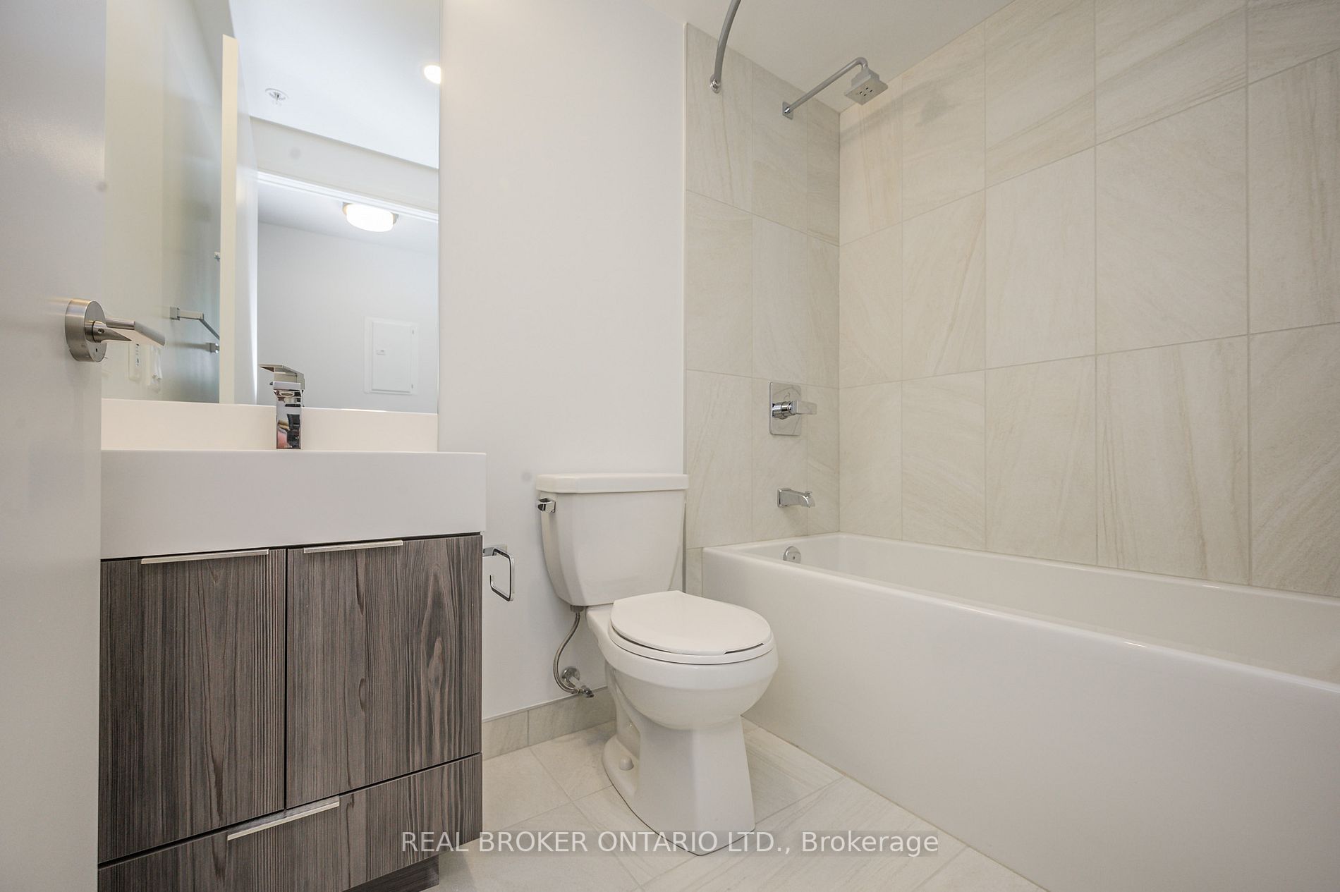 30 Samuel Wood Way, #1709