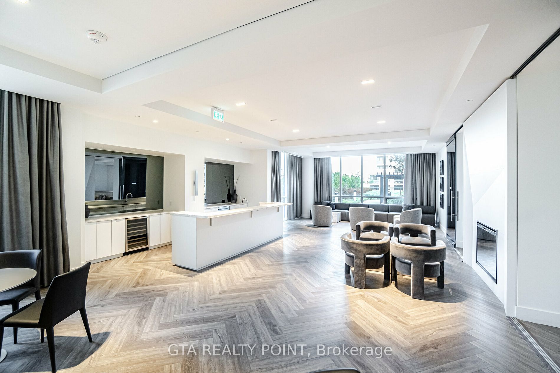 30 Gibbs Rd, #605