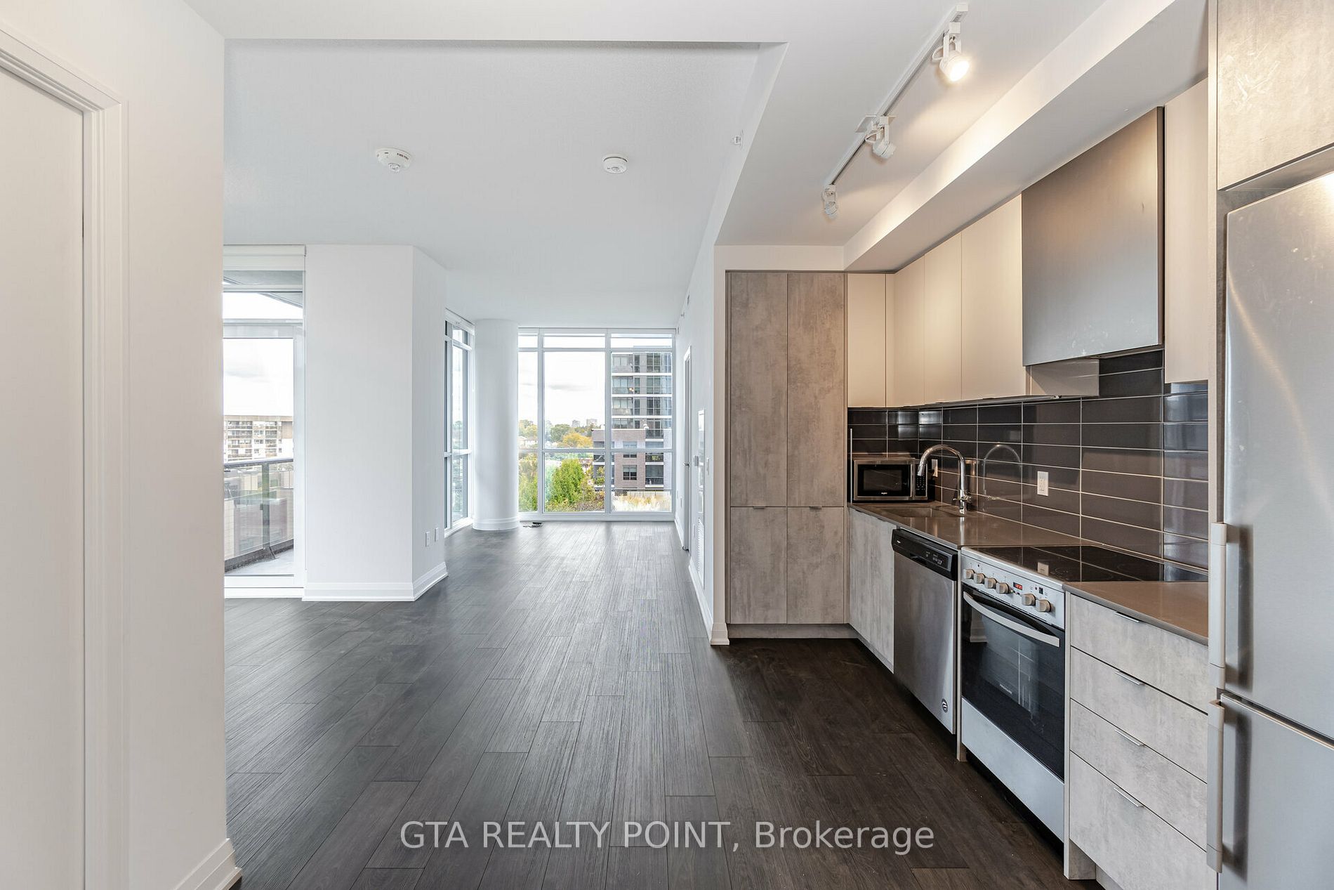 30 Gibbs Rd, #605