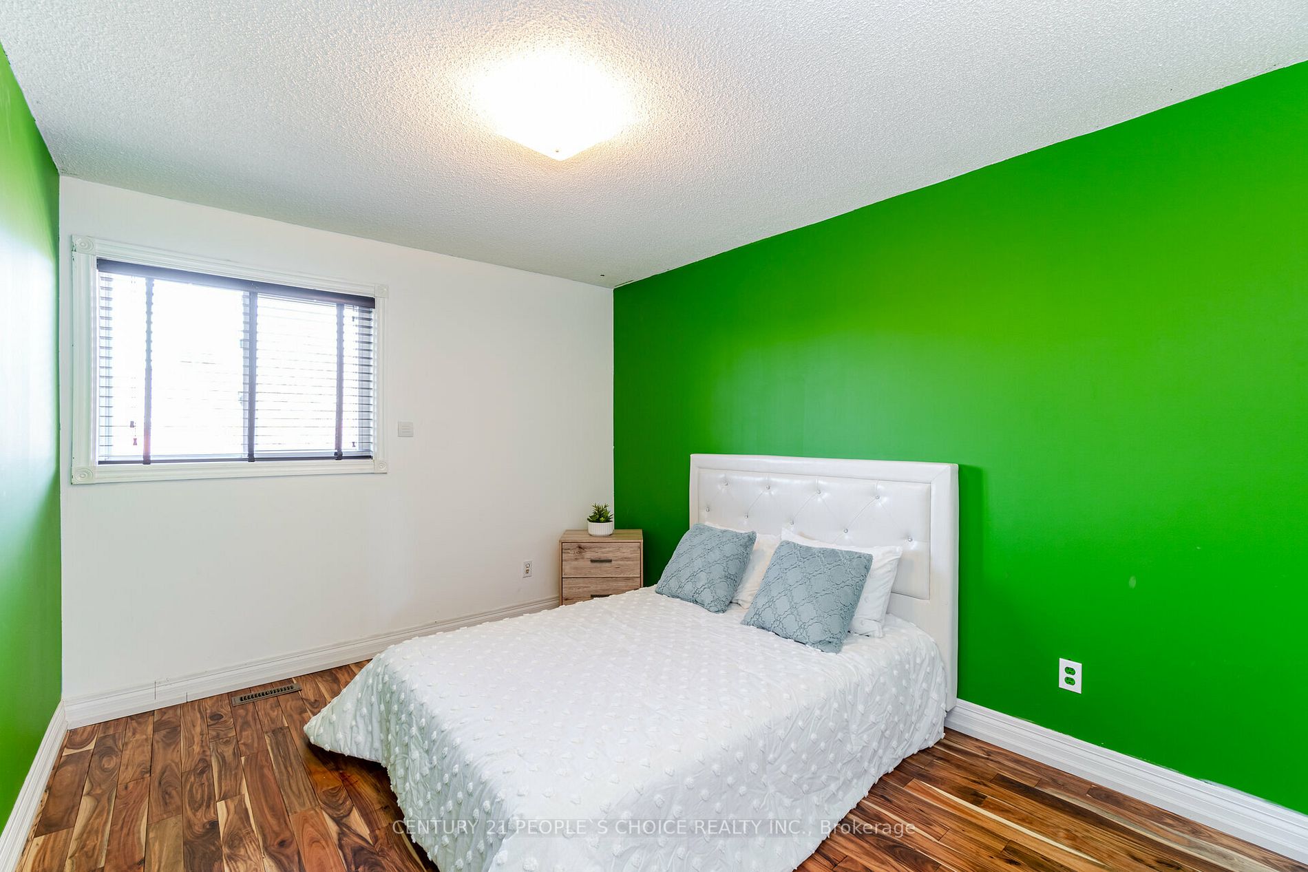5919 Ladyburn Crescent